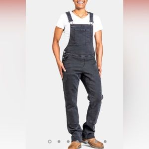 NWT Dovetail Freshley Overalls Size 10/32
